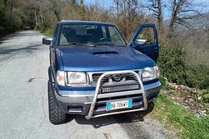 Nissan Navara d22 2.5 1999