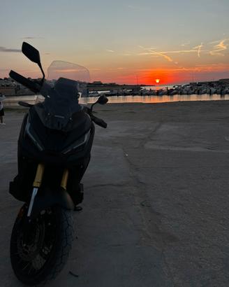 Moto Xadv 750
