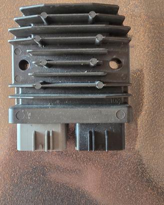 regolatore tensione mosfet fh020ba