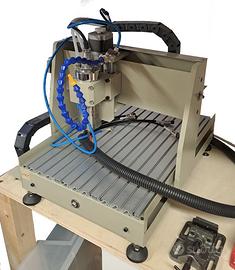 CNC 4 ASSI USB INDISTINGUIBILE DAL NUOVO