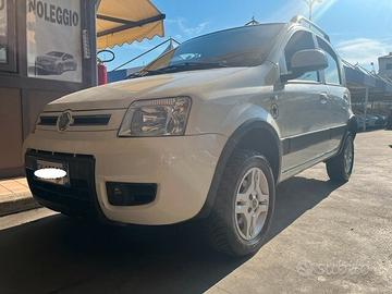 FIAT PANDA 1,3 MJ 4X4 CLIMBING
