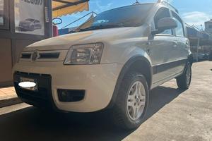 FIAT PANDA 1,3 MJ 4X4 CLIMBING