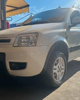 FIAT PANDA 1,3 MJ 4X4 CLIMBING