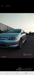 Honda civic serie 6 2004