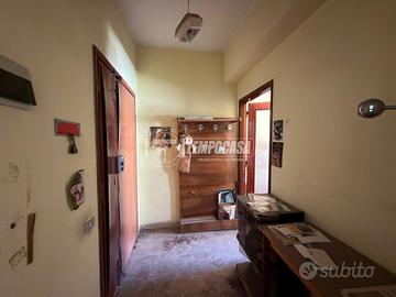 Appartamento a Messina 5 locali