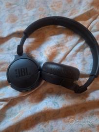 cuffie JBL, vanno col bluetooth