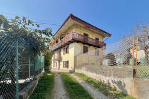 CASA SEMINDIPENDENTE A COASSOLO TORINESE