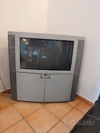 LOWE PLANUS 32 POLLICI