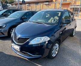 Lancia Ypsilon 1.2 69 CV 5 porte Gold
