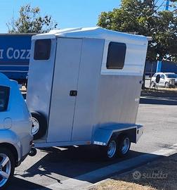 Trailer per cavallo un posto e mezzo