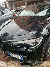 alfa romeo stelvio 2.2 180cv (leggere dentro)