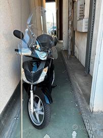 Honda SH 125 nero anno 2011