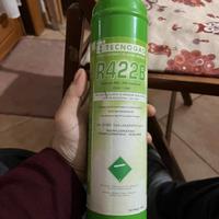 Gas climatizzatore R 422 B