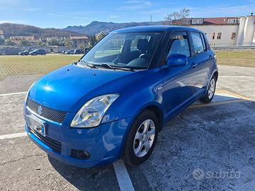 Suzuki Swift 1.3 vvt 4x4. GPL