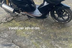Kymco 50 anno 2010.