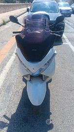 Suzuki Burgman  200 anno 2014