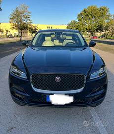 Jaguar F-Pace 2.0d 240 CV AWD aut. Accetto permute