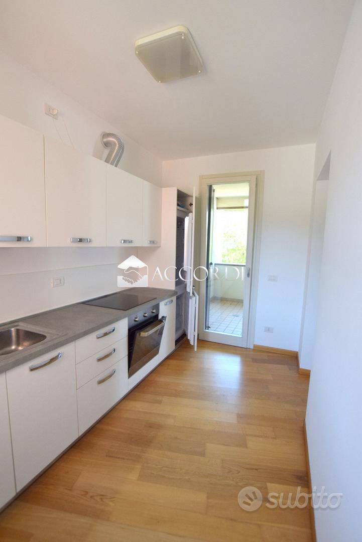 Appartamento – Montebelluna, Centro, Guarda - Vista 3