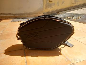 Givi EA101B Borse Laterali Espandibili 30 l