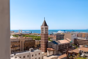 BILOCALE ARREDATO PANORAMICO - CENTRO CAGLIARI