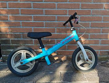 Bicicletta bambino senza pedali  Decathlon bici 