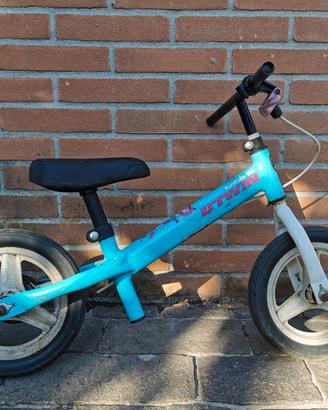 Bicicletta bambino senza pedali  Decathlon bici 