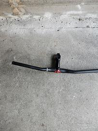 manubrio con attacco 