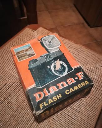 Diana-F Flash Camera