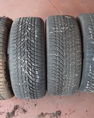 gomme invernali 225/50 r17