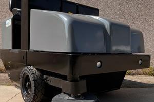 Spazzatrice uomo a bordo