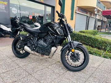 YAMAHA MT-07 PASSAGGIO E TAGLIANDO INCLUSO MINI
