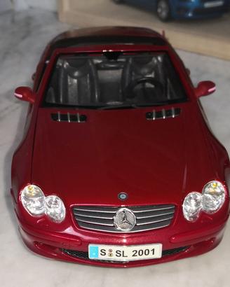 MERCEDES-BENZ SL CABRIOLET (2001), 1/18 MAISTO