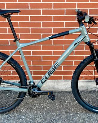 Cube Attention Grigia Tg XXL Nuova by New Bike