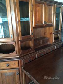 Arredamento da taverna in abete