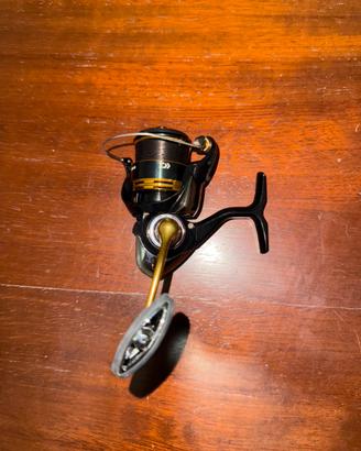 Daiwa legalis 23 lt 2500-xh