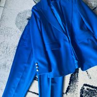 Tailleur blu elettrico da donna