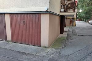 Box garage condominiale