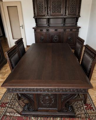 Sala da pranzo in legno massello