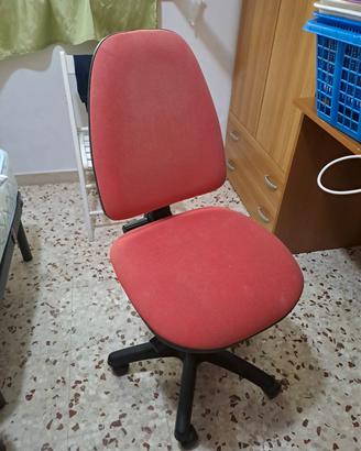 sedia per ufficio o anche per la play station 
