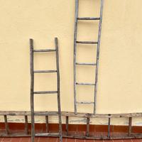 Scale a pioli in legno fatte a mano