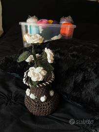 Roselline in cotone + vaso (uncinetto)