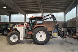 New holland G210 con braccio taglia erba