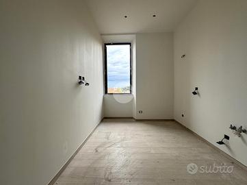 3 LOCALI A MONTEROTONDO