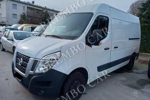 NISSAN NV400 doppia porta scorrevole