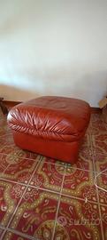 puf in pelle rosso
