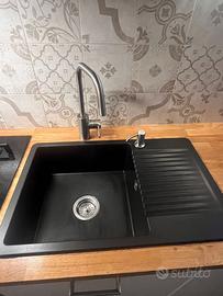Lavello incasso KILSVIKEN nero + miscelatore