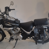 Suzuki intruder vl 250