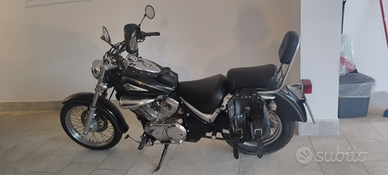 Suzuki intruder vl 250