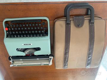 Macchina da scrivere