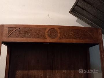 Credenza in stile liberty originale